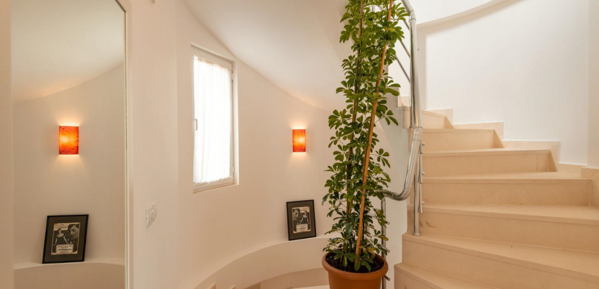 BEAUTIFUL 3 BEDROOM VILLA FOR SALE IN KALKAN