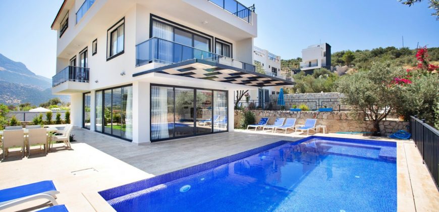 4 Bedroom Modern Villa Located in Kalamar Area in Kalkan-SOLD