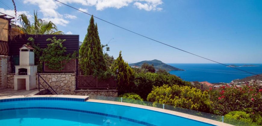 5 Bedroom Detached Luxury Villa For Sale in Kalkan