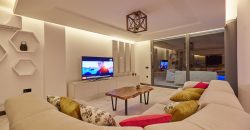 Very Modern Five En Suite Bedroom Detached Villa With Gallery Living Area. Main infinity pool With Jacuzzi Pool.Fully Furnished & Air Conditioned Throughout.