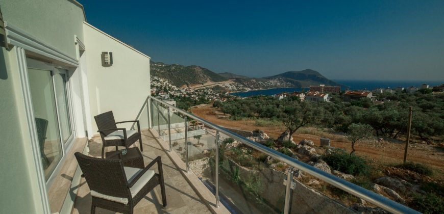 3 Bedroom Duplex Apartment With Private Swimming Pool
