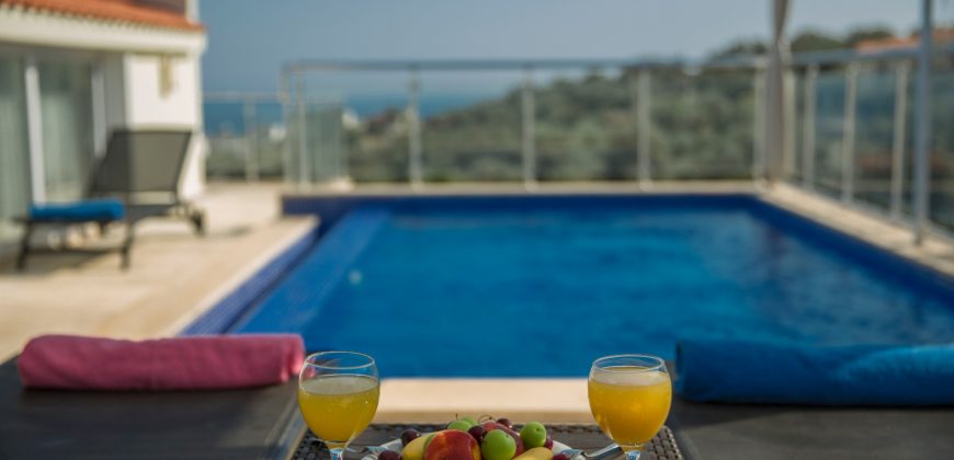 3 Bedroom Duplex Apartment With Private Swimming Pool