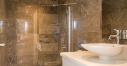 Luxury Villa with four well-appointed bedrooms and sea views