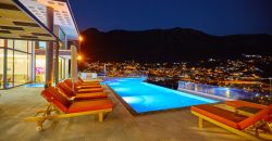 Very Modern Five En Suite Bedroom Detached Villa With Gallery Living Area. Main infinity pool With Jacuzzi Pool.Fully Furnished & Air Conditioned Throughout.