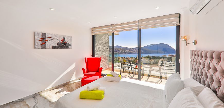 The modern and stylish Villa has just been completed and is brand new