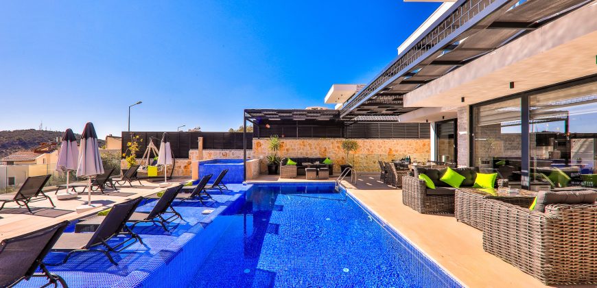 The modern and stylish Villa has just been completed and is brand new