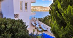 SOLD-Modern Six Bedroom Detached Villa With A Stunning Sea View