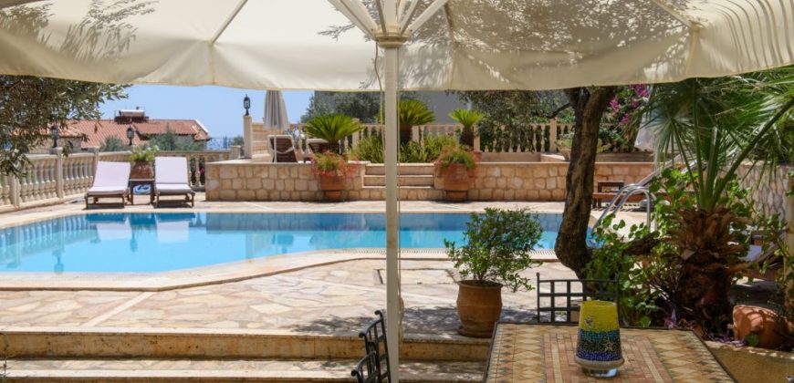 Three Bedroom Detached Villa with Sea View-SOLD