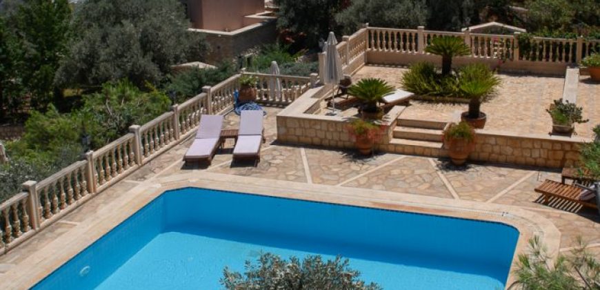 Three Bedroom Detached Villa with Sea View-SOLD