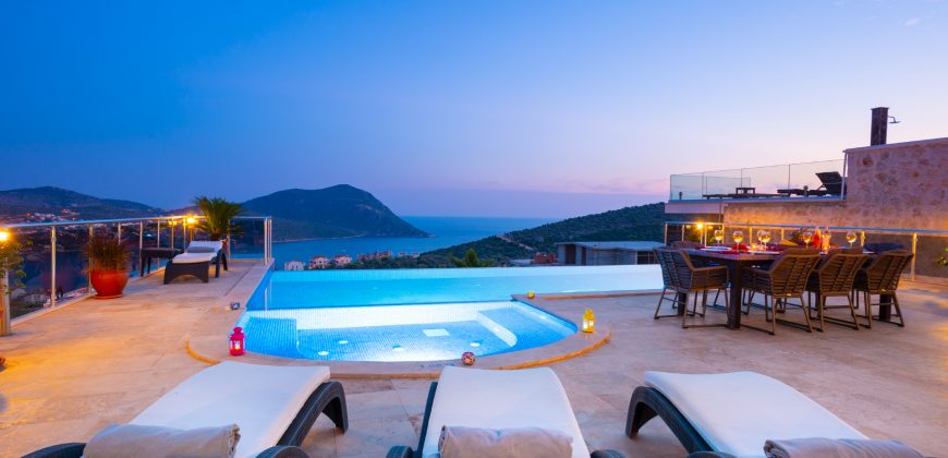 Luxury Modern Five En Suite Bedroom Villa With Private Infinity Pool, Open Sea View & Rental Guarantee