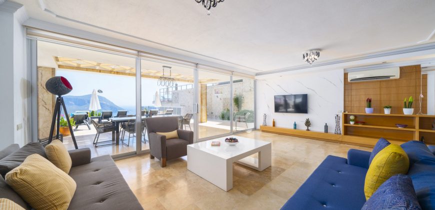 Luxury Modern Five En Suite Bedroom Villa With Private Infinity Pool, Open Sea View & Rental Guarantee
