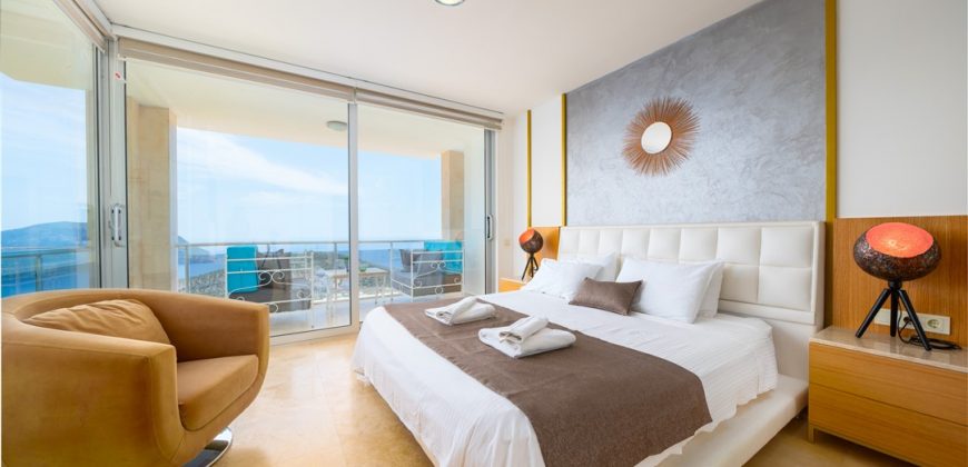 Luxury 6 Bedrooms Stylish Villa For Sale in Kalkan