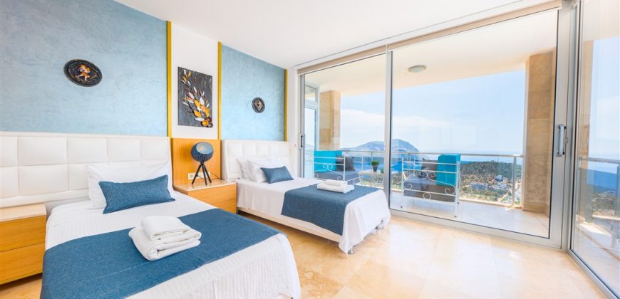 Luxury 6 Bedrooms Stylish Villa For Sale in Kalkan