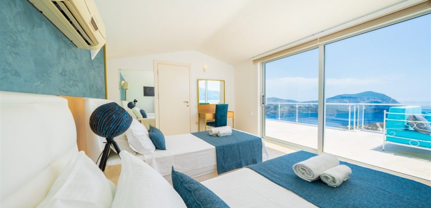 Luxury 6 Bedrooms Stylish Villa For Sale in Kalkan