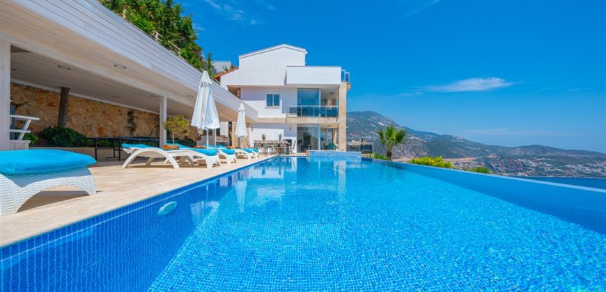 Luxury 6 Bedrooms Stylish Villa For Sale in Kalkan