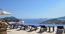Deluxe Five Bedroom Duplex Villa With Large Infinity Pool-SOLD