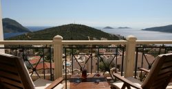 Three Bedroom Penthouse Apartment With Sea View