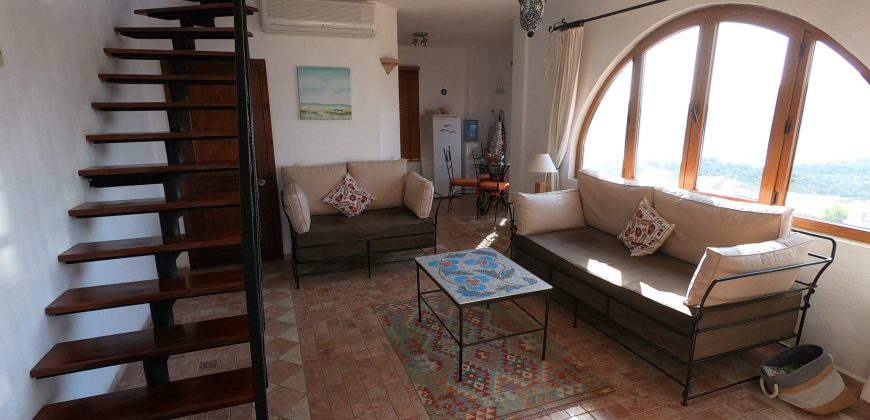 Three Bedroom Penthouse Apartment With Sea View