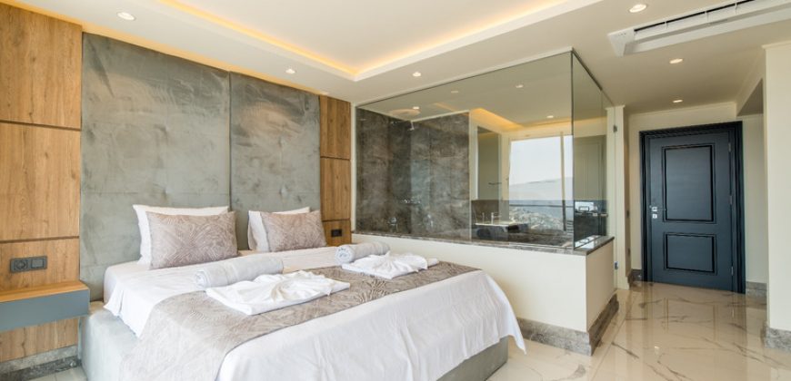 For Sale Superbly Presented 5-bedroom Villa close to the Mediteran Hotel in Kalkan