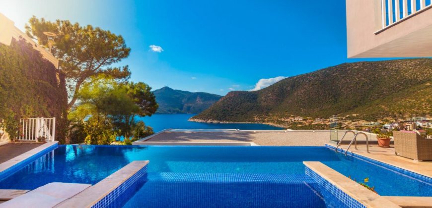 Incredibly stylish villa with private infinity pool and stunning views over Kalamar Bay For Sale